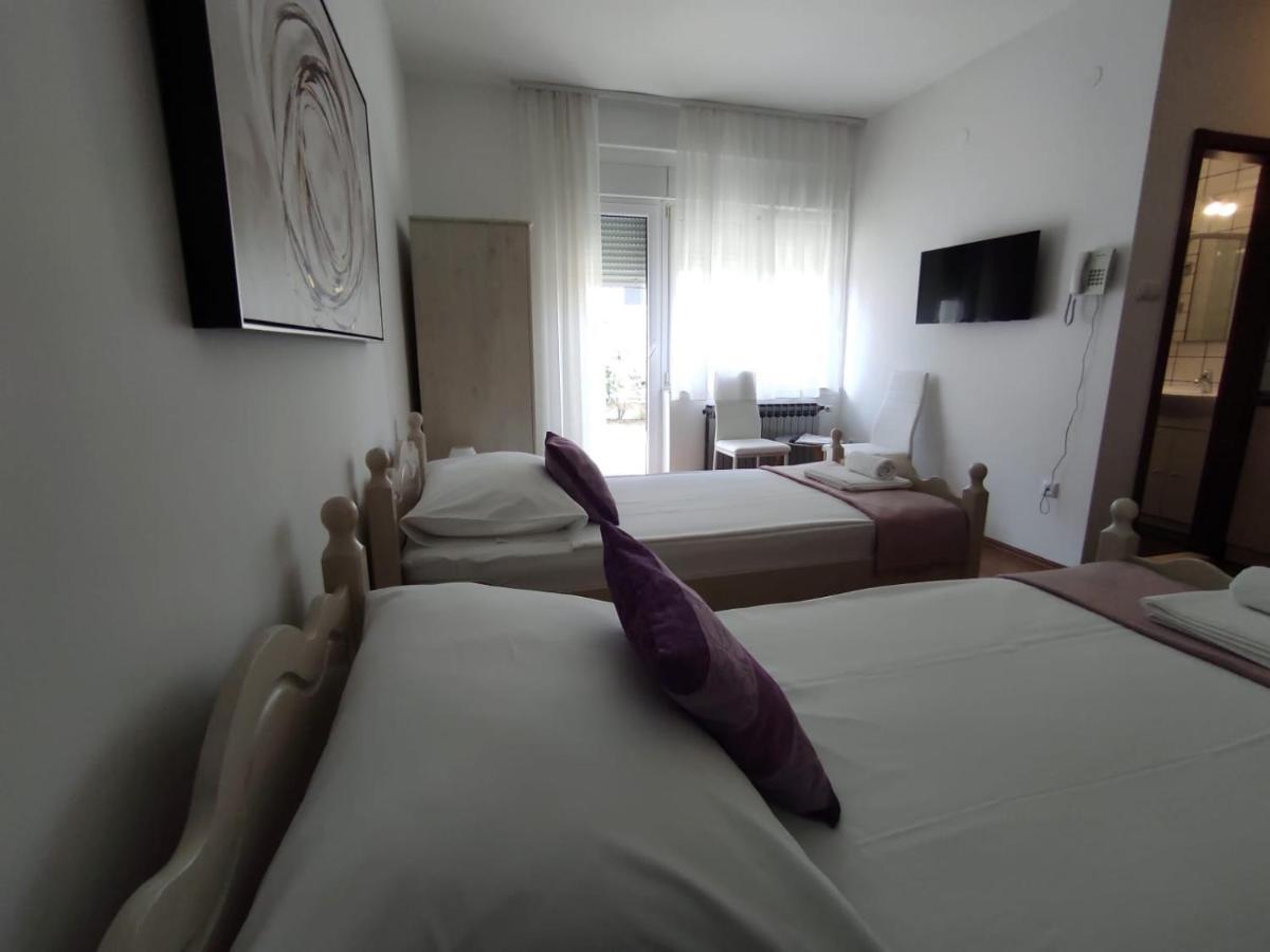 Hotel Roko คาชเตลา ภายนอก รูปภาพ